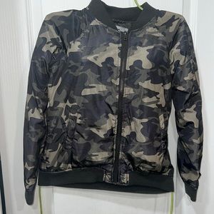 Full Tilt Camouflage jacket. Size large .